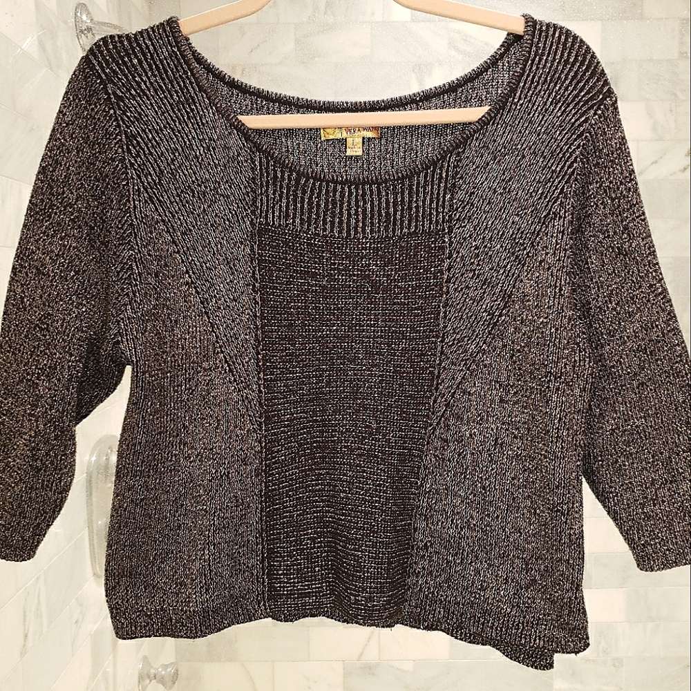 Vera Wang Princess Metallic Cropped Sweater L